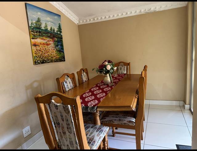 3 BEDROOM FREEHOLD FOR SALE IN HILLARY